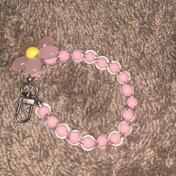 Hand maid pink keychain - Picture 1 of 1